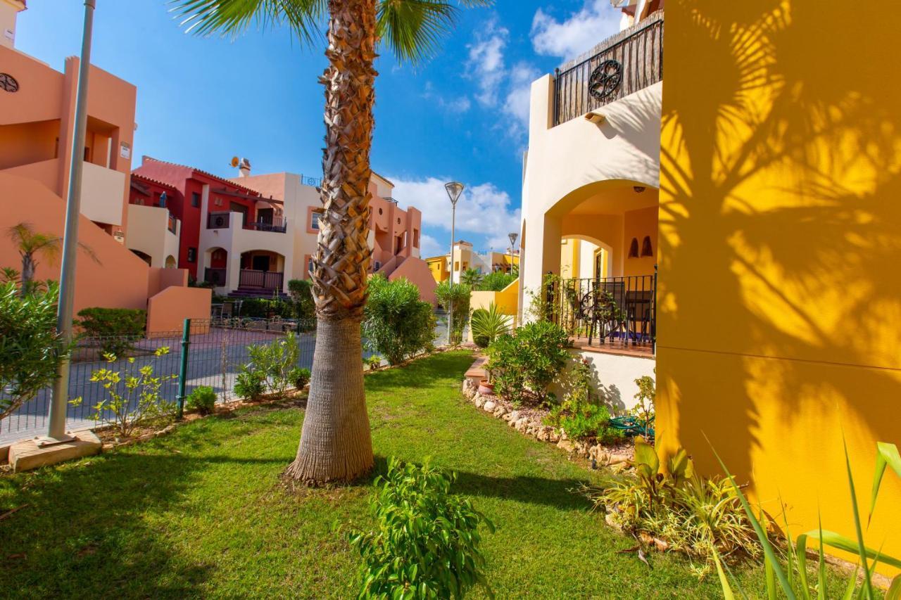 Punta Prima Casa Lägenhet Torrevieja Exteriör bild