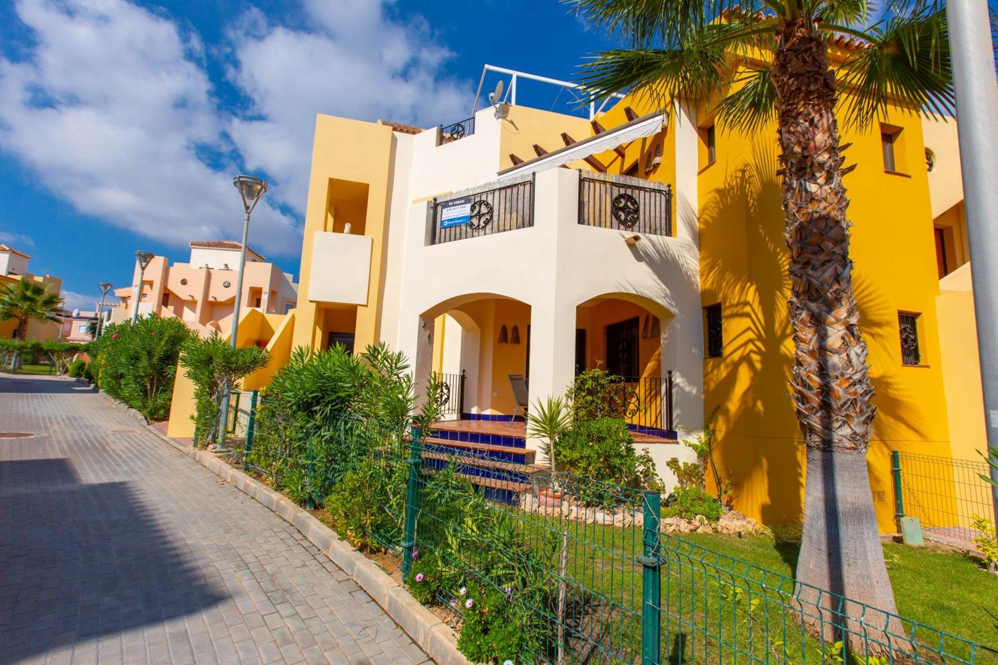 Punta Prima Casa Lägenhet Torrevieja Exteriör bild